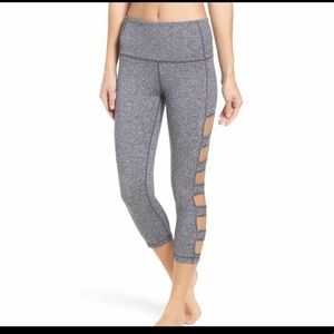 Zella Varsity Crop Leggings